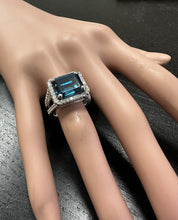 Load image into Gallery viewer, 7.35 Carats Impressive Natural London Blue Topaz and Diamond 14K White Gold Ring