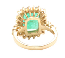 Load image into Gallery viewer, 4.90 Carats Natural Emerald and Diamond 14K Solid Yellow Gold Ring