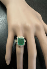 Load image into Gallery viewer, 4.90 Carats Natural Emerald and Diamond 14K Solid Yellow Gold Ring