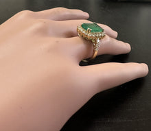 Load image into Gallery viewer, 4.90 Carats Natural Emerald and Diamond 14K Solid Yellow Gold Ring