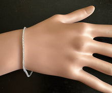 Load image into Gallery viewer, 1.20 Carats Stunning Natural Diamond 14K Solid White Gold Bracelet