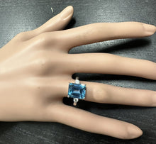 Load image into Gallery viewer, 3.00 Carats Impressive Natural Swiss Blue Topaz and Diamond 14K White Gold Ring