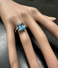 Load image into Gallery viewer, 3.00 Carats Impressive Natural Swiss Blue Topaz and Diamond 14K White Gold Ring