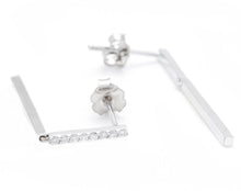 Load image into Gallery viewer, 0.20Ct Natural Diamond 14k Solid White Gold Drop Earrings