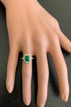Load image into Gallery viewer, 1.50 Carats Natural Emerald and Diamond 14K Solid Yellow Gold Ring