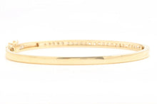 Load image into Gallery viewer, Very Impressive 1.40 Carats Natural Diamond 14K Solid Yellow Gold Bangle Bracelet
