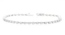 Load image into Gallery viewer, Very Impressive 1.40 Carats Natural Diamond 14K Solid White Gold Bracelet