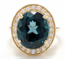 Load image into Gallery viewer, 5.40 Carats Impressive Natural Aquamarine and Diamond 14K Solid White Gold Ring
