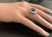 Load image into Gallery viewer, 7.20 Carats Natural Sapphire and Diamond 18K Solid White Gold Ring