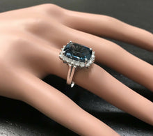 Load image into Gallery viewer, 13.00Carats Natural Impressive London Blue Topaz and Diamond 14K White Gold Ring