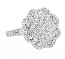 Load image into Gallery viewer, Estate Splendid 1.38 Carats Natural Diamond 14K Solid White Gold Ring