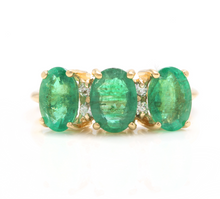 Load image into Gallery viewer, 2.50 Carats Natural Emerald and Diamond 14K Solid White Gold Ring