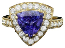 Load image into Gallery viewer, 4.00 Carats Natural Very Nice Looking Tanzanite and Diamond 14K Solid Yellow Gold Ring