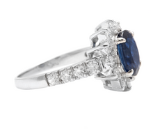Load image into Gallery viewer, 3.25 Carats Exquisite Natural Blue Sapphire and Diamond 14K Solid White Gold Ring