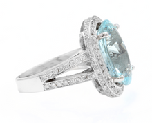 Load image into Gallery viewer, 10.20 Carats Natural Impressive Natural Aquamarine and Diamond 14K White Gold Ring