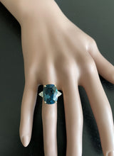 Load image into Gallery viewer, 9.85 Carats Natural Impressive London Blue Topaz and Diamond 14K Yellow Gold Ring