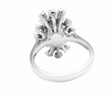 Load image into Gallery viewer, 3.50 Carats Exquisite Natural Blue Sapphire and Diamond 14K Solid White Gold Ring