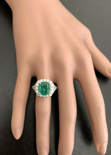 Load image into Gallery viewer, 4.65 Carats Natural Emerald and Diamond 14K Solid White Gold Ring