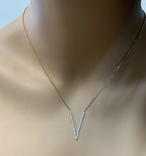 Load image into Gallery viewer, 0.45Ct Stunning 14K Solid Rose Gold Diamond "V" Necklace