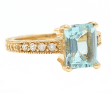 Load image into Gallery viewer, 3.20 Carats Natural Aquamarine and Diamond 14k Solid Yellow Gold Ring