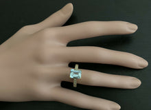 Load image into Gallery viewer, 3.20 Carats Natural Aquamarine and Diamond 14k Solid Yellow Gold Ring