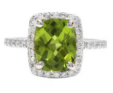 Load image into Gallery viewer, 4.05 Carats Natural Peridot and Diamond 14k Solid White Gold Ring