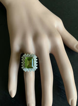 Load image into Gallery viewer, 7.00 Carats Natural Peridot and Diamond 14k Solid White Gold Ring
