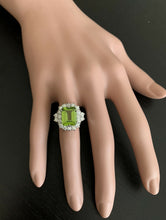 Load image into Gallery viewer, 6.20 Carats Natural Peridot and Diamond 14k Solid White Gold Ring