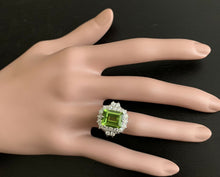 Load image into Gallery viewer, 6.20 Carats Natural Peridot and Diamond 14k Solid White Gold Ring