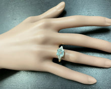 Load image into Gallery viewer, 2.75 Carats Natural Aquamarine and Diamond 14k Solid Yellow Gold Ring
