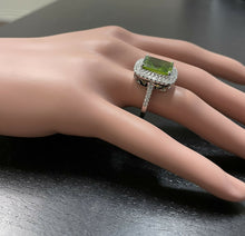 Load image into Gallery viewer, 6.30 Carats Natural Peridot and Diamond 14k Solid White Gold Ring