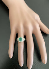 Load image into Gallery viewer, 2.60ct Natural Emerald &amp; Diamond 18k Solid Yellow Gold Ring