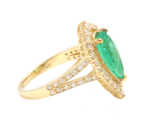 Load image into Gallery viewer, 5.30 Carats Natural Emerald &amp; Diamond 14k Solid Yellow Gold Ring