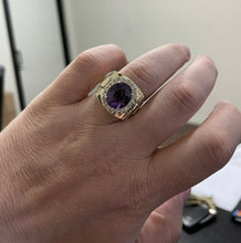 Load image into Gallery viewer, 9.60 Carats Natural Amethyst and Diamond 14K Solid Yellow Gold Men's Ring