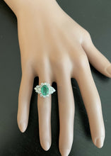 Load image into Gallery viewer, 3.60 Carats Natural Emerald and Diamond 14K Solid White Gold Ring