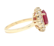 Load image into Gallery viewer, 5.50 Carats Impressive Red Ruby and Natural Diamond 14K Yellow Gold Ring