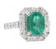Load image into Gallery viewer, 5.50 Carats Natural Emerald and Diamond 14K Solid White Gold Ring