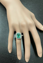 Load image into Gallery viewer, 5.50 Carats Natural Emerald and Diamond 14K Solid White Gold Ring