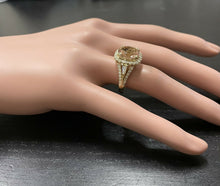 Load image into Gallery viewer, 5.20 Carats Exquisite Natural Morganite and Diamond 14K Solid Yellow Gold Ring