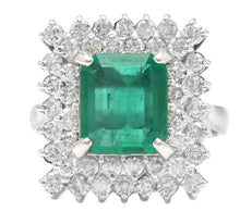 Load image into Gallery viewer, 4.80 Carats Natural Emerald and Diamond 14K Solid White Gold Ring