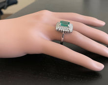 Load image into Gallery viewer, 4.80 Carats Natural Emerald and Diamond 14K Solid White Gold Ring