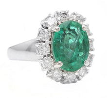 Load image into Gallery viewer, 4.60 Carats Natural Emerald and Diamond 14K Solid White Gold Ring