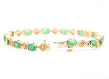 Load image into Gallery viewer, Very Impressive 9.15 Carats Natural Emerald &amp; Diamond 14K Solid Yellow Gold Bracelet