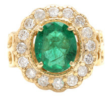 Load image into Gallery viewer, 4.90 Carats Natural Emerald and Diamond 14K Solid Yellow Gold Ring