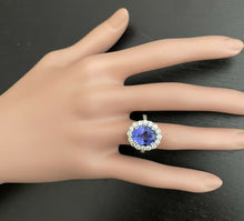 Load image into Gallery viewer, 4.90 Carats Natural Very Nice Looking Tanzanite and Diamond 18K Solid White Gold Ring