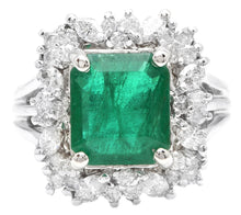 Load image into Gallery viewer, 5.65 Carats Natural Emerald and Diamond 14K Solid White Gold Ring