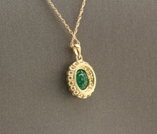 Load image into Gallery viewer, 2.10Ct Natural Emerald and Diamond 14K Solid Yellow Gold Necklace