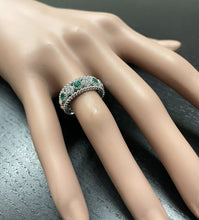 Load image into Gallery viewer, 0.70 Carats Natural Emerald and Diamond 14K Solid White Gold Ring