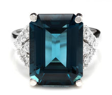 Load image into Gallery viewer, 15.20 Carats Natural Impressive London Blue Topaz and Diamond 14K White Gold Ring