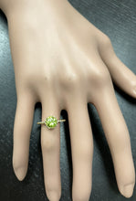 Load image into Gallery viewer, 1.50 Carats Natural Peridot 14K Solid Yellow Gold Ring